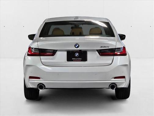 2025 BMW 330 i