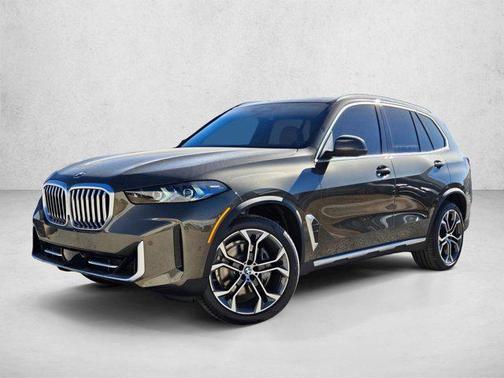 Manhattan Green Metallic 2026 BMW X5 xDrive40i