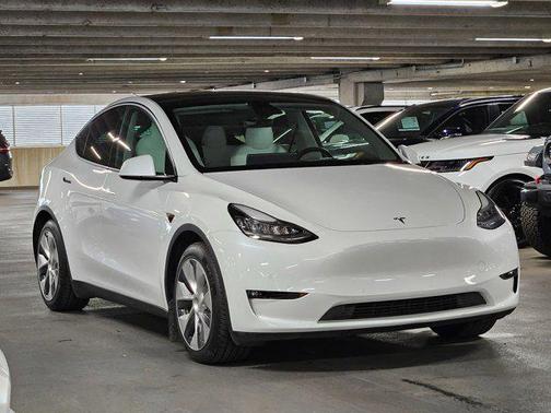 Pearl White Multi-Coat 2021 Tesla Model Y Long Range Dual Motor All-Wheel Drive