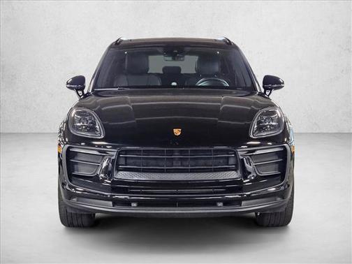 2022 Porsche Macan AWD