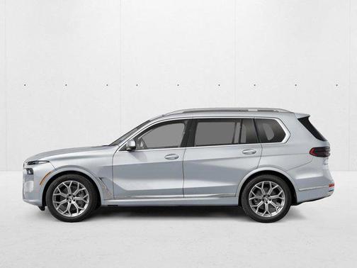 Brooklyn Grey Metallic 2027 BMW X7 xDrive40i