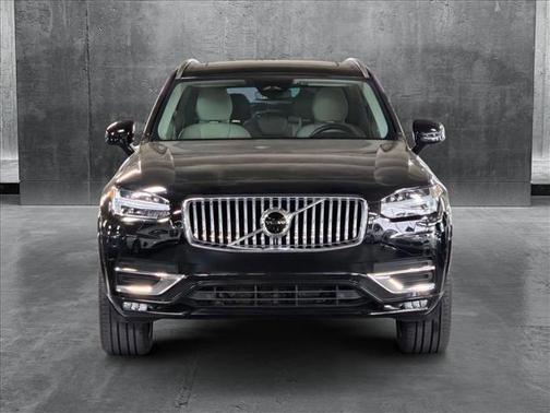 2023 Volvo XC90 B6 Plus 7-Seater