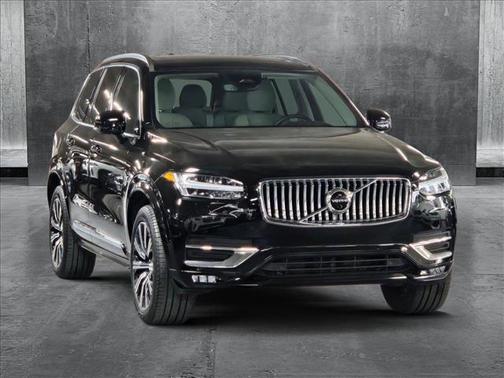 2023 Volvo XC90 B6 Plus 7-Seater