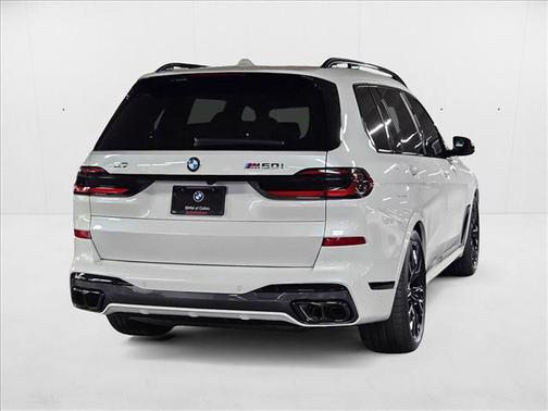 2026 BMW X7 M60i