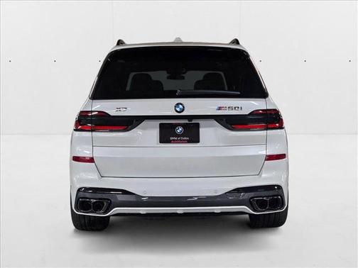 2026 BMW X7 M60i