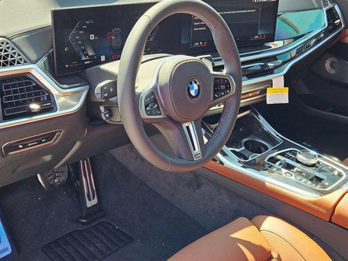 2026 BMW X7 M60i