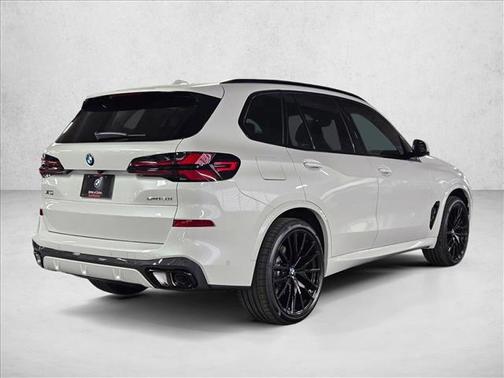 Mineral White Metallic 2026 BMW X5 sDrive40i