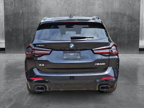 2023 BMW X3 M40i