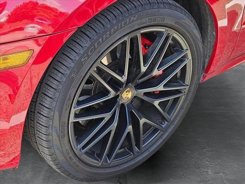 2023 Porsche Macan GTS