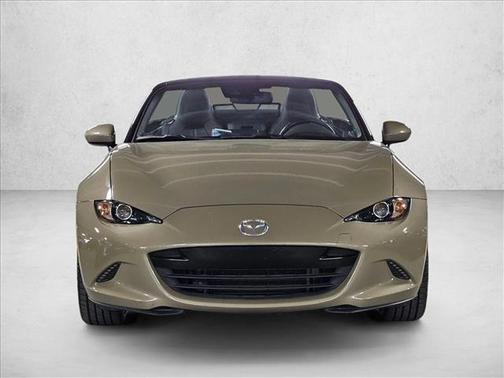 Zircon Sand 2023 Mazda MX-5 Miata Grand Touring
