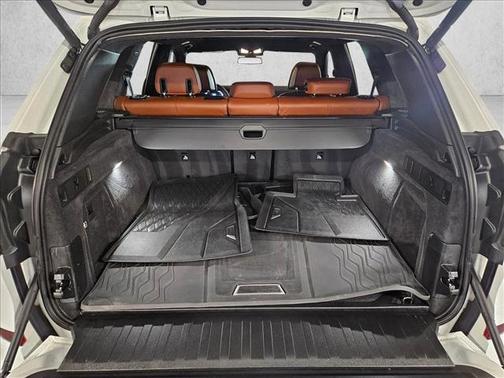 2024 BMW X5 M60i