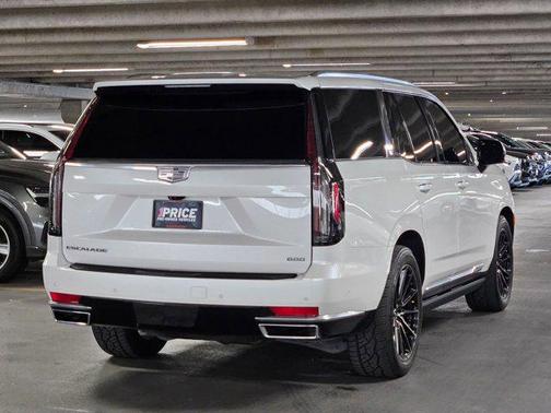 2022 Cadillac Escalade Premium Luxury
