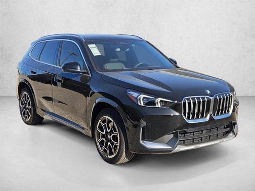 Black Sapphire Metallic 2026 BMW X1 xDrive28i