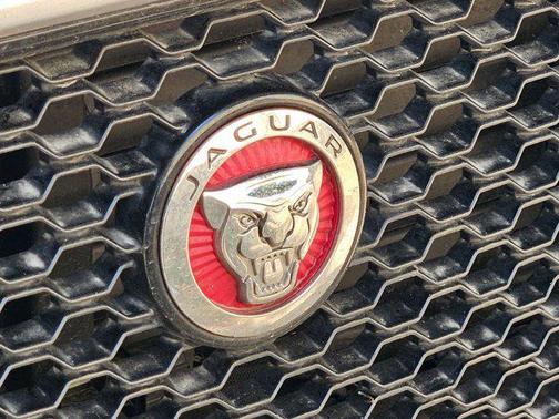 2017 Jaguar F-PACE 35t Premium