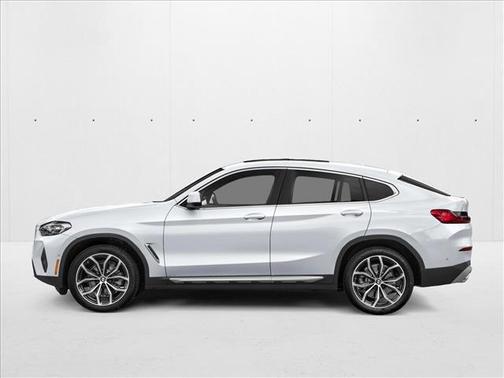 2025 BMW X4 xDrive30i