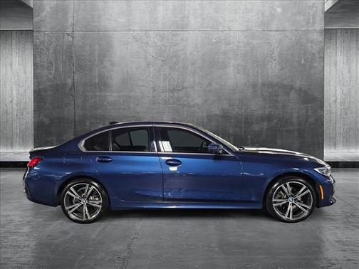 2021 BMW 330 xDrive