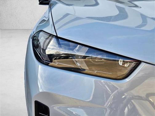 2024 BMW X5 M60i