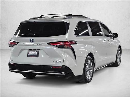 2024 Toyota Sienna Platinum 7 Passenger