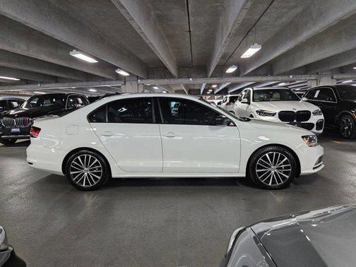 2017 Volkswagen Jetta 1.8T Sport