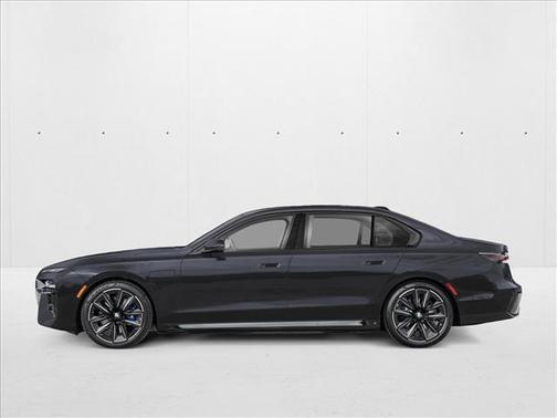 2025 BMW 750e i xDrive