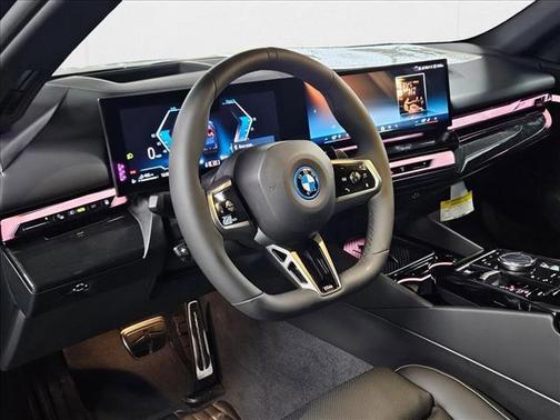 2026 BMW 550e 550e xDrive