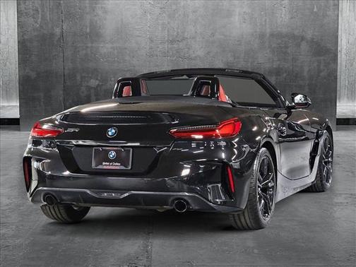 Black Sapphire Metallic 2022 BMW Z4 sDrive30i