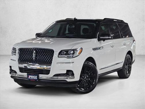 2022 Lincoln Navigator Black Label