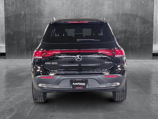2023 Mercedes-Benz EQB 300 4MATIC