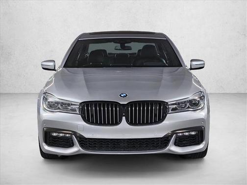 Glacier Silver Metallic 2018 BMW 750 I