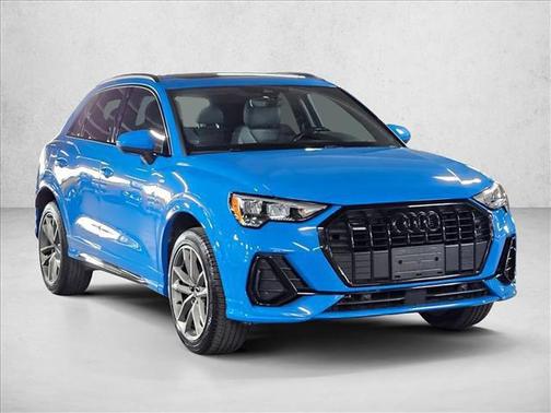 2021 Audi Q3 45 S line Premium