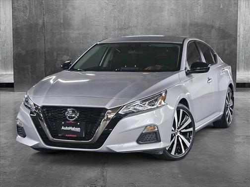 2021 Nissan Altima SR FWD