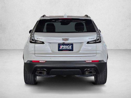 Crystal White Tricoat 2019 Cadillac XT4 Sport