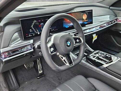 2025 BMW 740 i xDrive