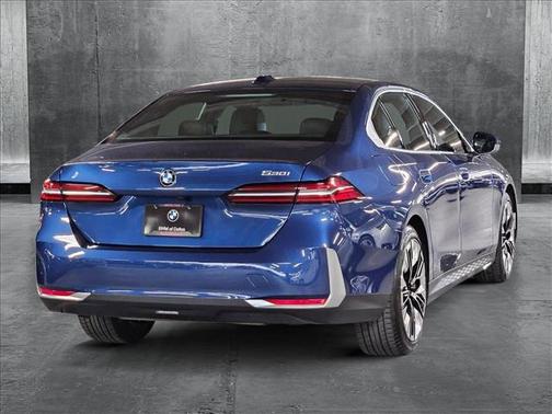 2024 BMW 530 i