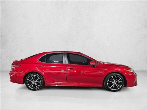 Supersonic Red 2019 Toyota Camry Hybrid SE
