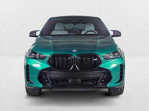 2025 BMW X6 M60i