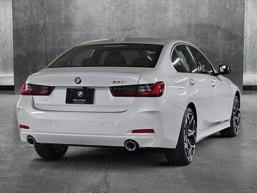 2025 BMW 330 i