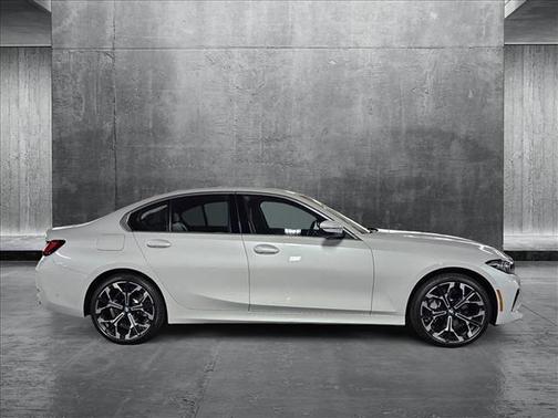 2025 BMW 330 i