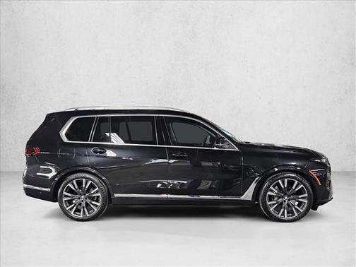 Black Sapphire Metallic 2024 BMW X7 xDrive40i
