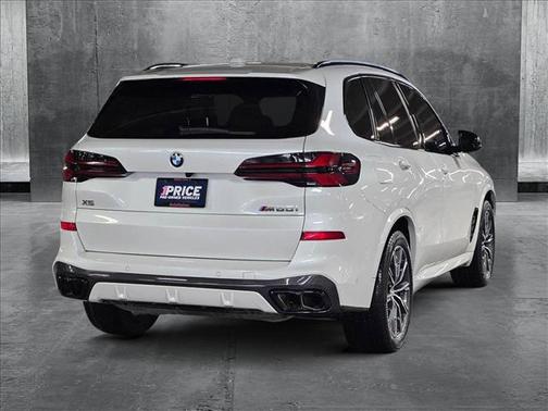 2024 BMW X5 M60i