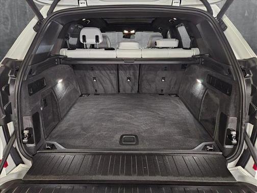 2024 BMW X5 M60i