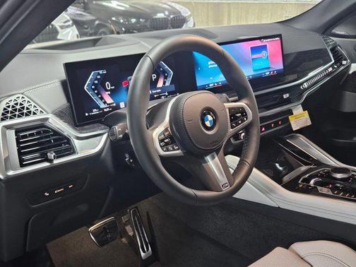 2026 BMW X6 xDrive40i