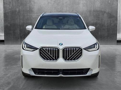 2025 BMW 330 i xDrive