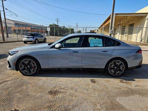 2026 BMW i5 eDrive40