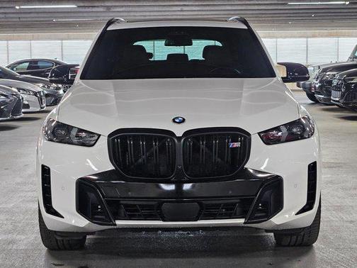 2024 BMW X5 M60i
