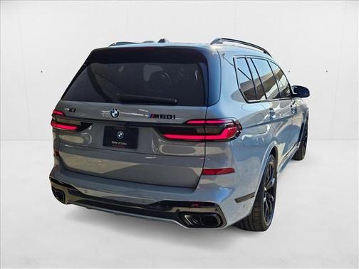 2026 BMW X7 M60i