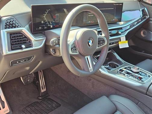 2026 BMW X7 M60i