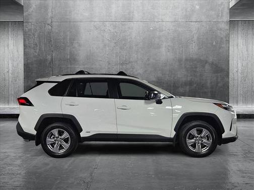 2023 Toyota RAV4 Hybrid LE