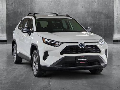 2023 Toyota RAV4 Hybrid LE