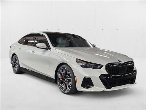 2026 BMW 550e 550e xDrive